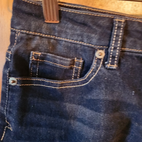 Aeropostale Midi Shorts Size 0 - Picture 2 of 6